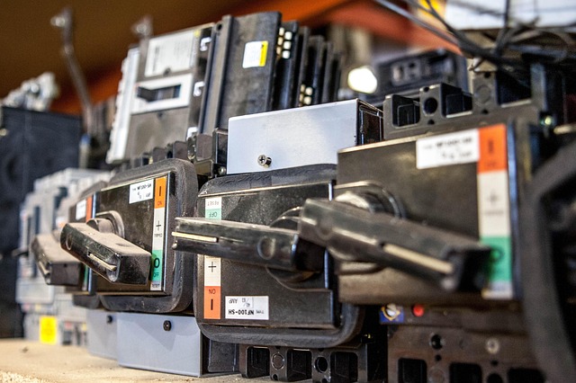 专业电工安装服务 Electrical Services